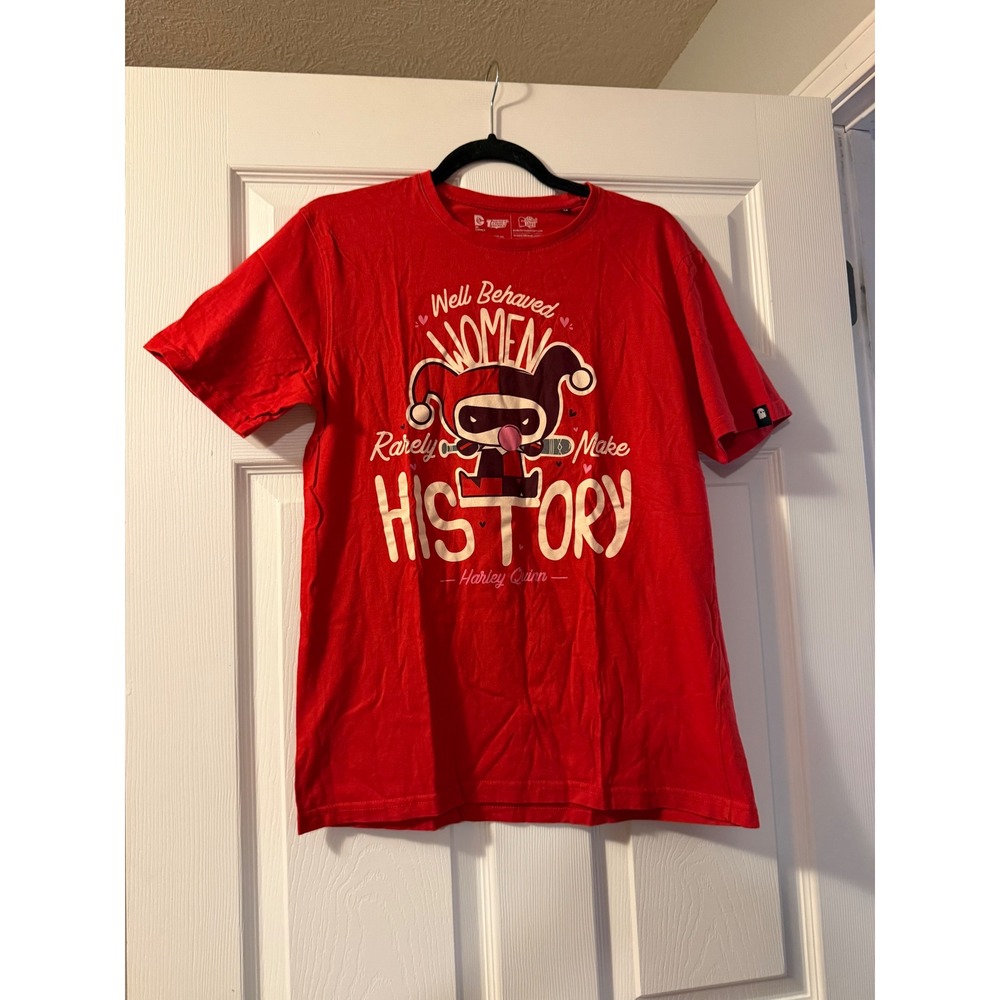 The Souled Store Harley Quinn DC Comics Red Graphic T-Shirt Womens Medium M